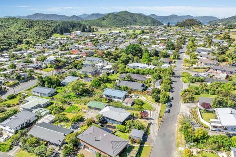 Photo of property in 82 Milton Terrace, Picton, 7220