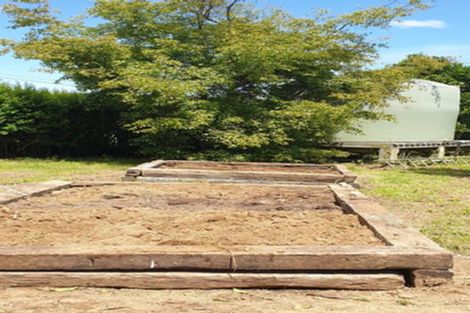 Photo of property in 9 Lind Street, Kimbolton, Feilding, 4777