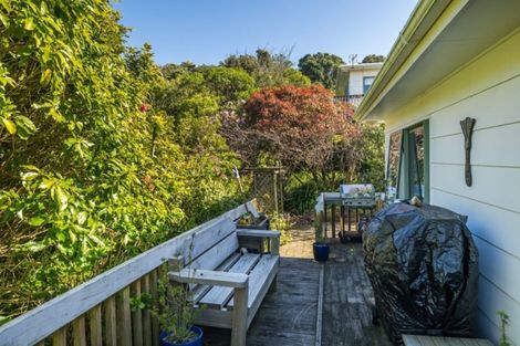 Photo of property in 16b Mawhare Street, Titahi Bay, Porirua, 5022