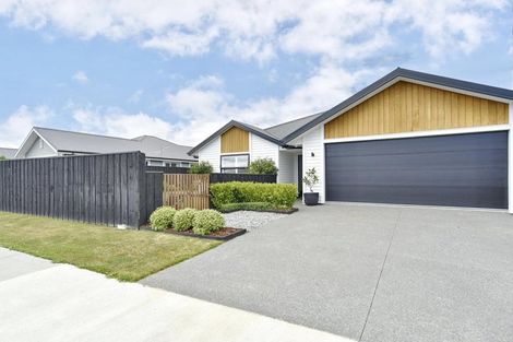 Photo of property in 65 Macphail Avenue, Rangiora, 7400