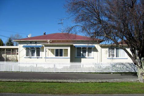 Photo of property in 1 Mckenzie Terrace, Carterton, 5713