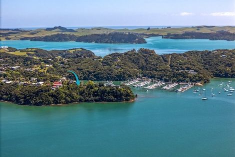 Photo of property in 100 Doves Bay Road, Kerikeri, 0294