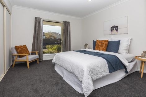Photo of property in 2 Limes Avenue, Parklands, Christchurch, 8083