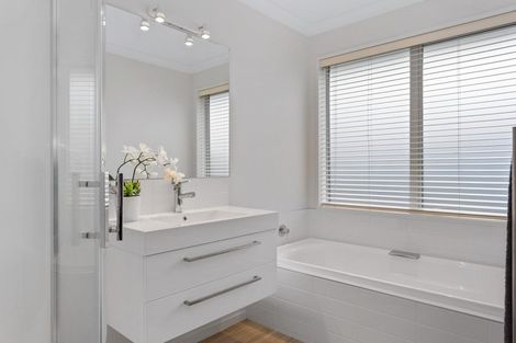 Photo of property in 10 Sutherland Drive, Kaiapoi, 7630