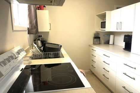 Photo of property in 10 Hibiscus Avenue, Hamilton Lake, Hamilton, 3204