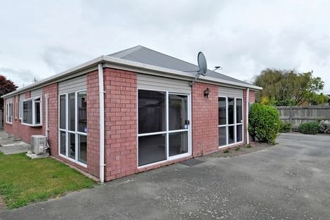 Photo of property in 13a Wittys Road, Avonhead, Christchurch, 8042