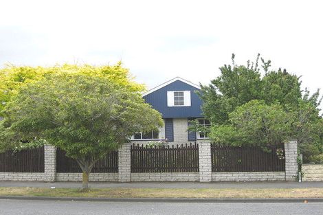 Photo of property in 24 Heathglen Avenue, Parklands, Christchurch, 8083