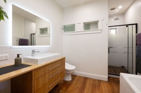 Photo of property in 28 Oakley Avenue, Claudelands, Hamilton, 3214
