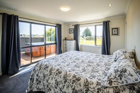 Photo of property in 280 Parsons Road, Weston, Oamaru, 9491