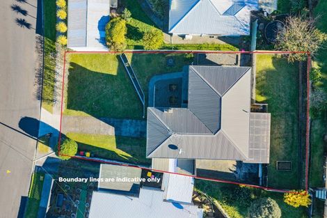 Photo of property in 16 Kenmore Street, Westown, New Plymouth, 4310