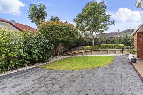 Photo of property in 32 Currell Way, Somerville, Auckland, 2014
