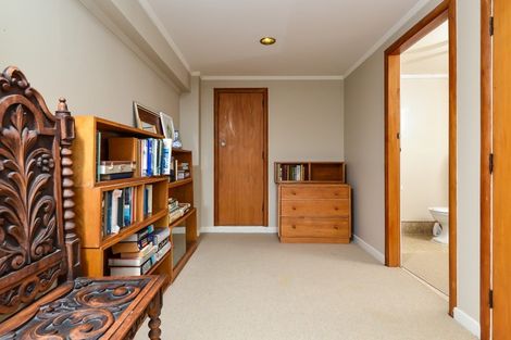 Photo of property in 11 Saint Andrews Terrace, St Andrews, Hamilton, 3200