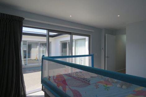 Photo of property in 102 Aorangi Road, Bryndwr, Christchurch, 8053