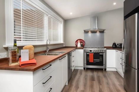 Photo of property in 188 Kaikorai Valley Road, Bradford, Dunedin, 9011