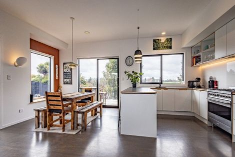 Photo of property in 17 Carter Terrace, Ohakune, 4625