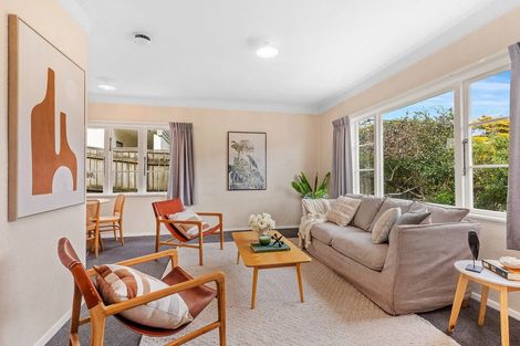 Photo of property in 24 Duncan Street, Tawa, Wellington, 5028