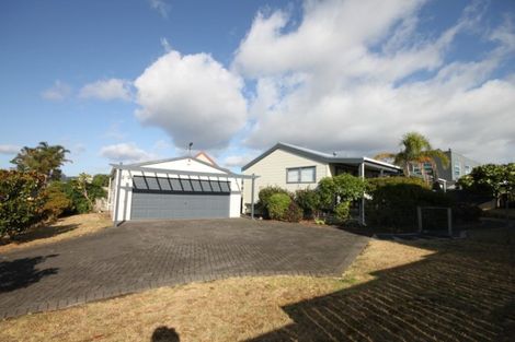 Photo of property in 8 The Dunes, Pauanui, Hikuai, 3579