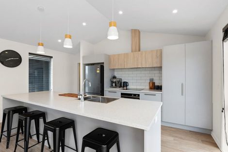 Photo of property in 24 Cressy Place, Darfield, 7510