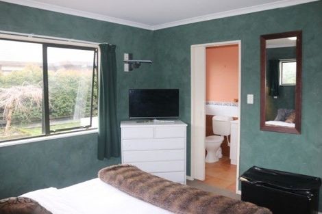 Photo of property in 163 James Line, Kelvin Grove, Palmerston North, 4414