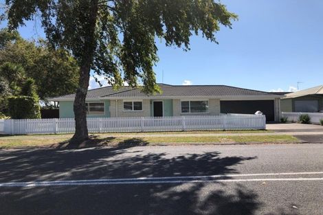 Photo of property in 9 Hilton Road, St Andrews, Hamilton, 3200