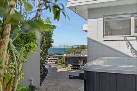 Photo of property in 825 Beach Road, Browns Bay, Auckland, 0630