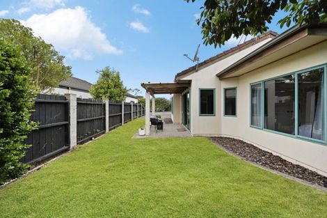 Photo of property in 4/84 Braid Road, St Andrews, Hamilton, 3200