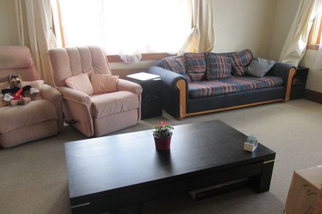 Photo of property in 25 Tiller Close, Kelvin Grove, Palmerston North, 4414