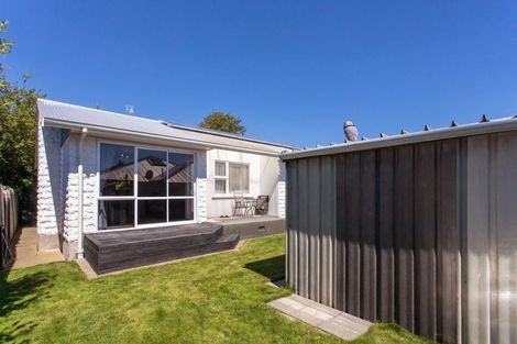Photo of property in 2/18 Selwyn Street, Somerfield, Christchurch, 8024