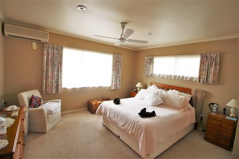 Photo of property in 28 Spinnaker Drive, Flagstaff, Hamilton, 3210