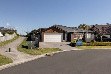 Photo of property in 73 Bert Wall Drive, Omokoroa, 3114