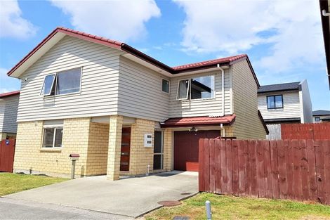 Photo of property in 16 Tavua Lane, Ranui, Auckland, 0612