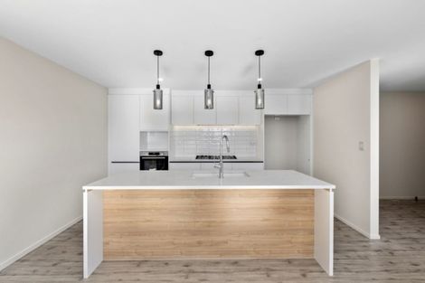 Photo of property in 12 Konoba Avenue, Kumeu, 0810