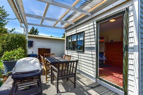 Photo of property in 42 Tyrone Street, Belfast, Christchurch, 8051