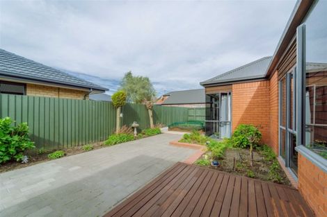 Photo of property in 15 Empress Place, Halswell, Christchurch, 8025