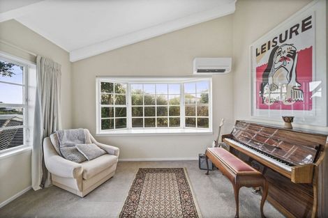 Photo of property in 25 Meachen Terrace, Waiuku, 2123