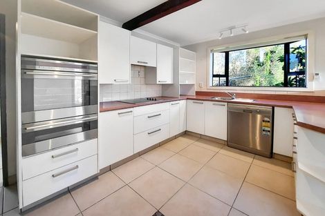 Photo of property in 405 Avonhead Road, Avonhead, Christchurch, 8042