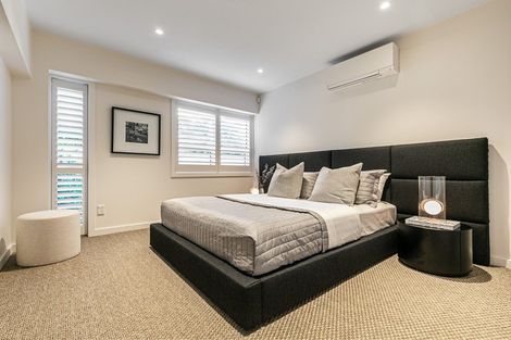 Photo of property in 1/287 Tamaki Drive, Kohimarama, Auckland, 1071