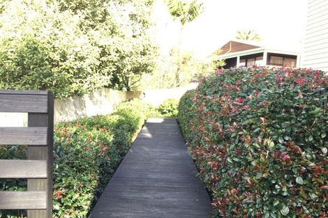 Photo of property in 19b Duncan Avenue, Te Atatu South, Auckland, 0610