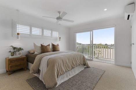 Photo of property in 3 Francis Avenue, Stanmore Bay, Whangaparaoa, 0932