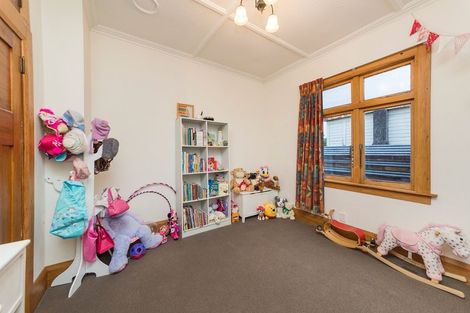 Photo of property in 442 Tremaine Avenue, Takaro, Palmerston North, 4410
