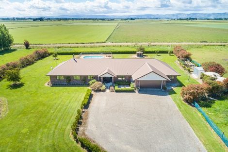 Photo of property in 707 Aranui Road, Kairanga, Palmerston North, 4475