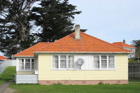 Photo of property in 39 Harper Street, Gonville, Whanganui, 4501