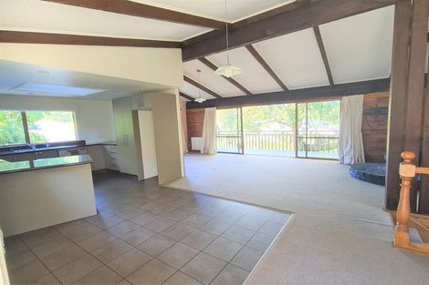 Photo of property in 113 Poplar Grove, Whalers Gate, New Plymouth, 4310