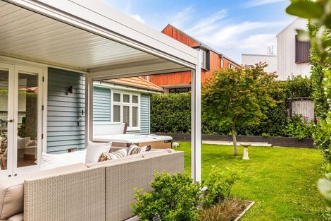 Photo of property in 10 Sunderland Avenue, Hobsonville, Auckland, 0616