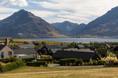 Photo of property in 5 Branigan Court, Jacks Point, Queenstown, 9371