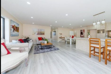 Photo of property in 22a Kamara Road, Glen Eden, Auckland, 0602