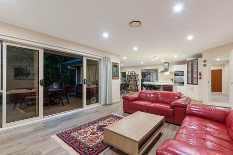 Photo of property in 158 Ruapehu Drive, Fitzherbert, Palmerston North, 4410