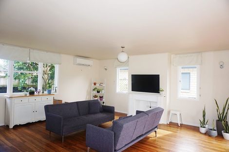 Photo of property in 416 West Coast Road, Glen Eden, Auckland, 0602