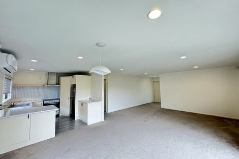 Photo of property in 1/5 Dana Place, Somerville, Auckland, 2014
