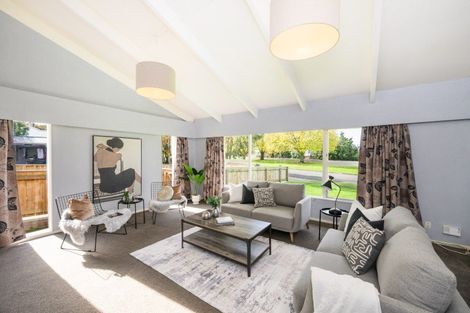 Photo of property in 154 Lethbridge Street, Feilding, 4702